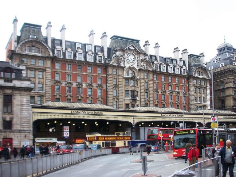 Luggage Storage Victoria Station | Luggage Storage London